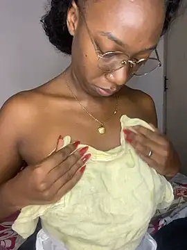 GaiaFiore online show from April 23, 9:39 am