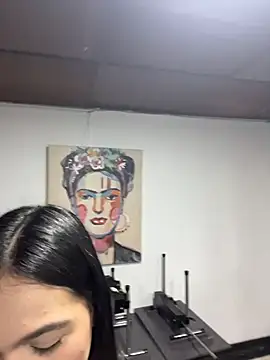 Bella-Ferrer online show from March 21, 6:13 pm