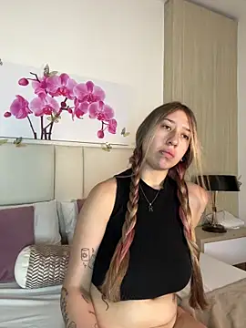 AmberVegaa online show from April 13, 5:03 pm