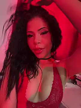 MiaReidd online show from April 9, 2:11 pm