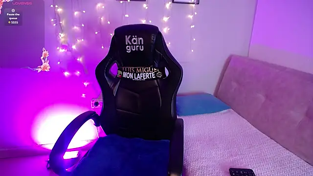 Siara Belle online show from March 29, 9:58 pm