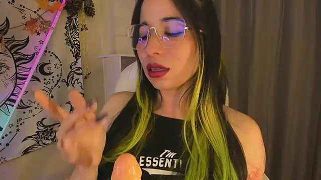 Laughing Natty online show from April 2, 4:54 am