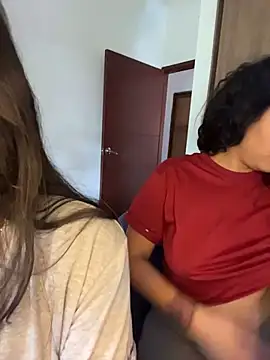 Twoshotsparty420 online show from April 12, 5:49 pm