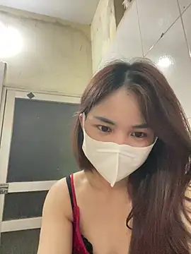 Emma 2603 online show from April 11, 11:30 pm