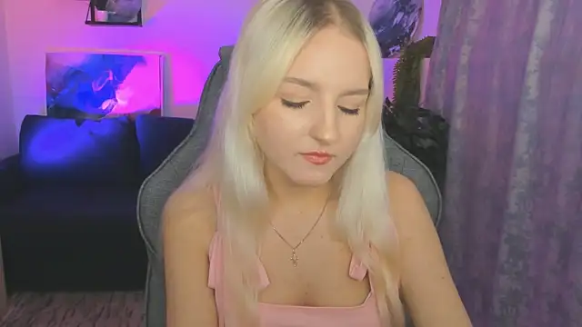 ViolaMore online show from April 10, 5:30 pm