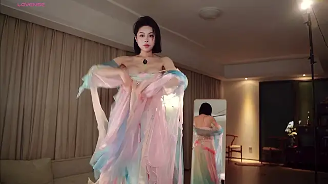 jiayao1999 online show from April 14, 2:28 pm