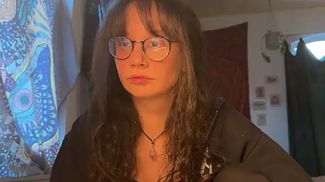 nyxo  online show from March 27, 5:24 pm