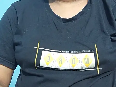 Emma 4433 online show from April 1, 9:12 pm