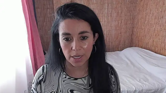 Dayeon   online show from April 13, 4:52 pm