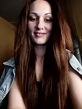 LunaCrystall online show from March 31, 5:13 pm