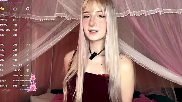 OnlyEva1 online show from April 4, 8:02 am