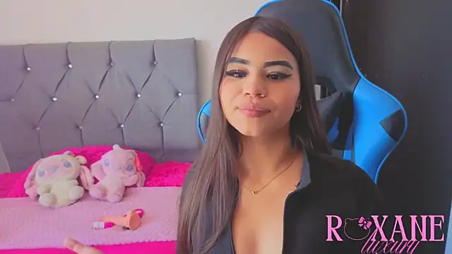 Roxan Luxe online show from April 22, 7:11 pm