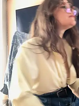 Tallulah Kinky online show from April 14, 7:58 pm