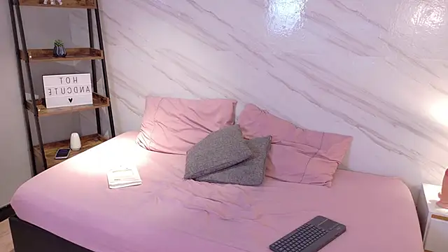 rose vega  online show from March 20, 1:54 am