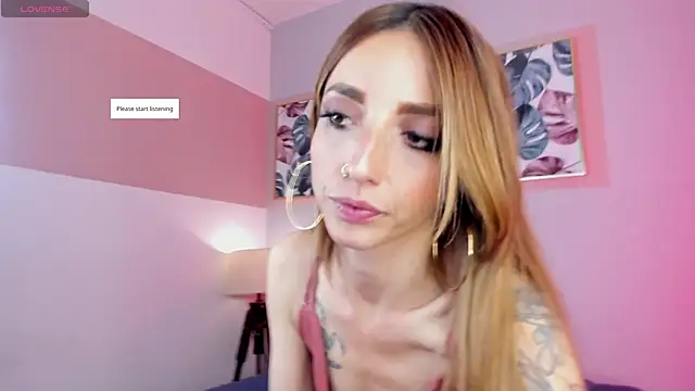 sidneey lovee online show from April 17, 6:21 pm