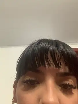 katyyanddixon online show from March 29, 5:28 am