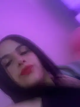 leila moretti online show from April 13, 7:47 pm