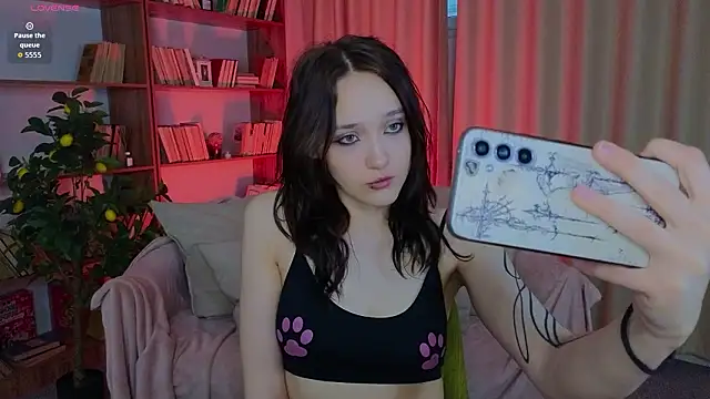 DarcyBlackwood online show from March 23, 2:18 am