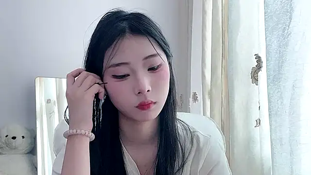 yiyibaby2026 online show from April 8, 5:09 am