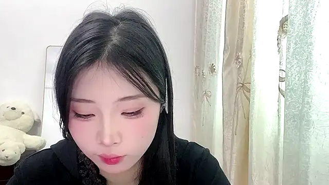 yiyibaby2026 online show from April 3, 2:53 am