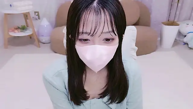 Yuzu nyan online show from April 15, 12:17 pm