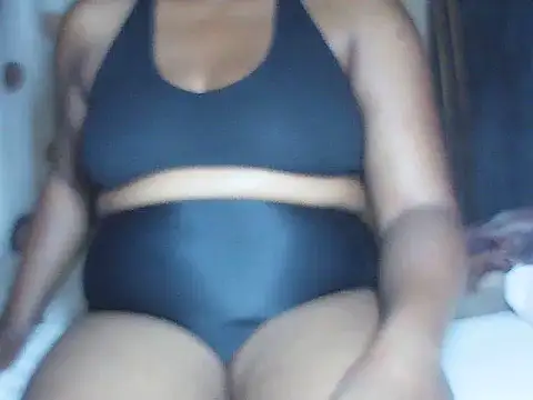 molemokgg online show from April 4, 11:03 pm