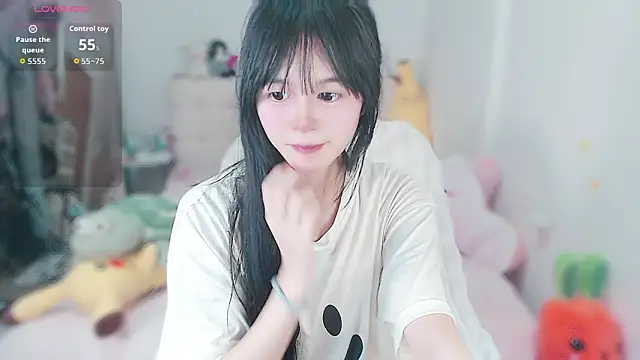 Rabbit1320 online show from May 17, 8:13 am