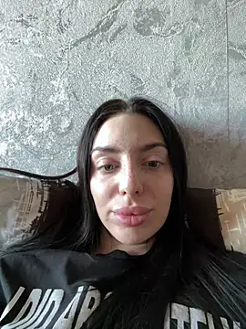 MishellKins online show from March 29, 1:21 pm