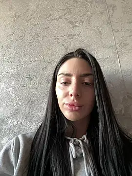 MishellKins online show from March 20, 1:05 pm