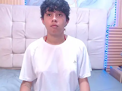 mauren icarus online show from March 15, 8:55 pm