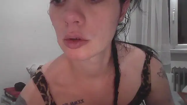 anastasia-evans online show from March 28, 7:35 pm