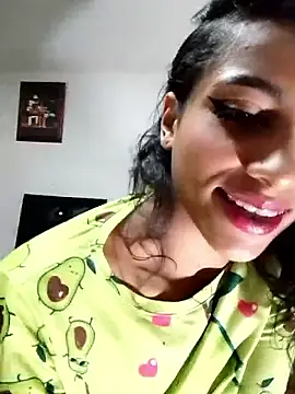 KattyBerryX online show from April 6, 6:20 pm