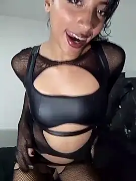 KattyBerryX online show from March 29, 2:10 am