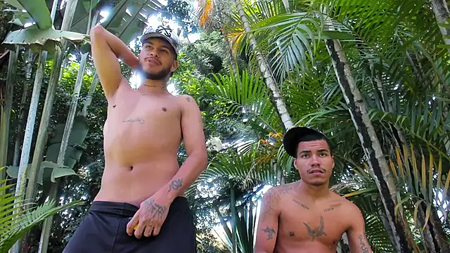 StivennCardona online show from April 20, 3:48 pm