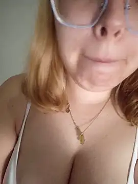 kitsuneniki online show from March 23, 8:26 pm