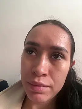 Zoe- -din online show from March 25, 6:55 pm