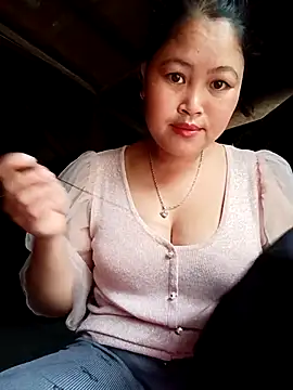 halenka 00 online show from March 24, 1:44 am