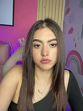 Dakota  LS online show from April 11, 7:06 pm