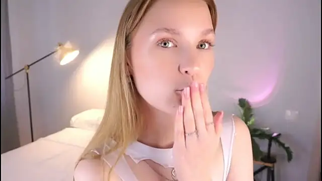 HellenSlavis online show from April 1, 8:06 pm