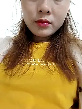 candy flo online show from March 28, 1:10 pm