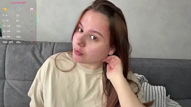 Ellaizatelly online show from April 10, 8:09 am