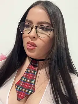 angel sweet v online show from April 13, 12:01 am