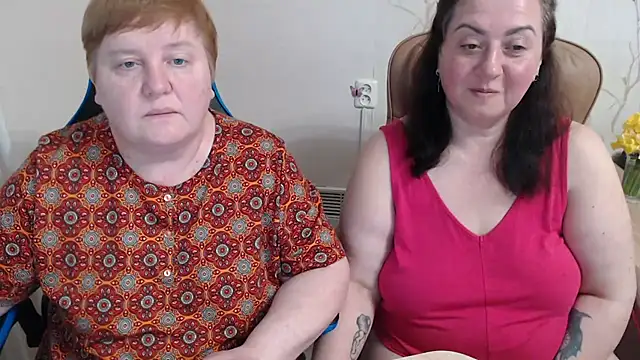 Lindy-Jeanie online show from April 6, 6:42 pm