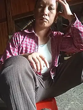 Heli pusy online show from August 3, 9:04 am