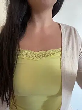 prisci1 online show from March 25, 2:42 pm