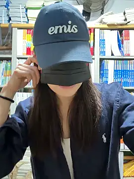 zhizhibaobei online show from April 9, 12:02 am