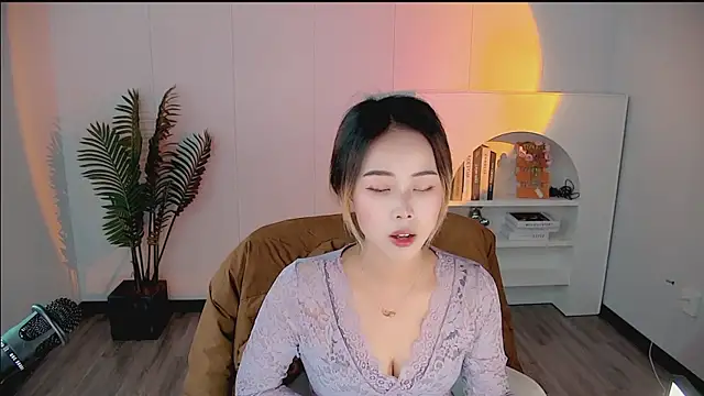 zhoulan-bb online show from March 30, 6:13 am