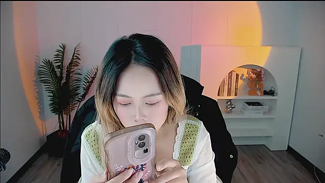 zhoulan-bb online show from April 2, 2:09 am