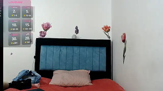 KARLYXS online show from March 27, 11:55 am