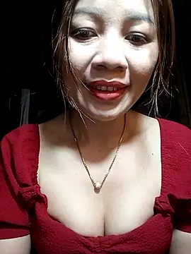 Yiyi102300 online show from March 27, 1:56 pm